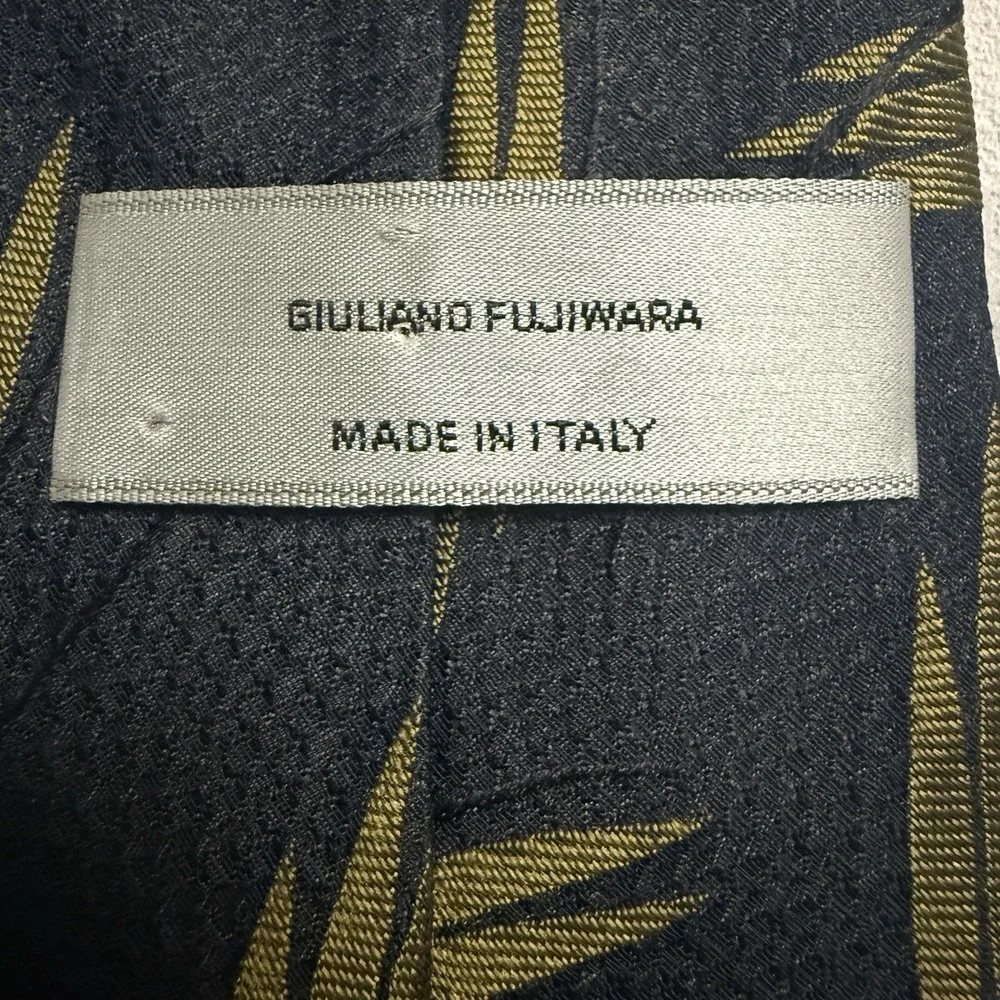 Giuliano Fujiwara Designer Tie Black Yellow 100% Silk Made In Italy 3.5 X 58‎